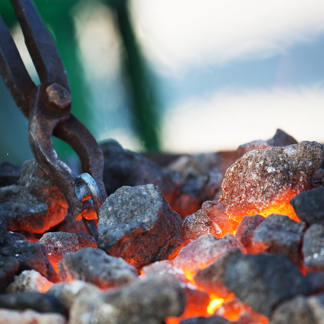 СИРОВО ЖЕЛЕЗО (Pig Iron)